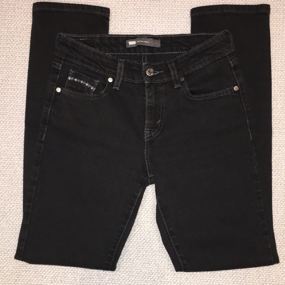 Black Levi’s Mid Rise Skinny Jeans (with pretty embellishments on pockets) - Picture 1 of 9